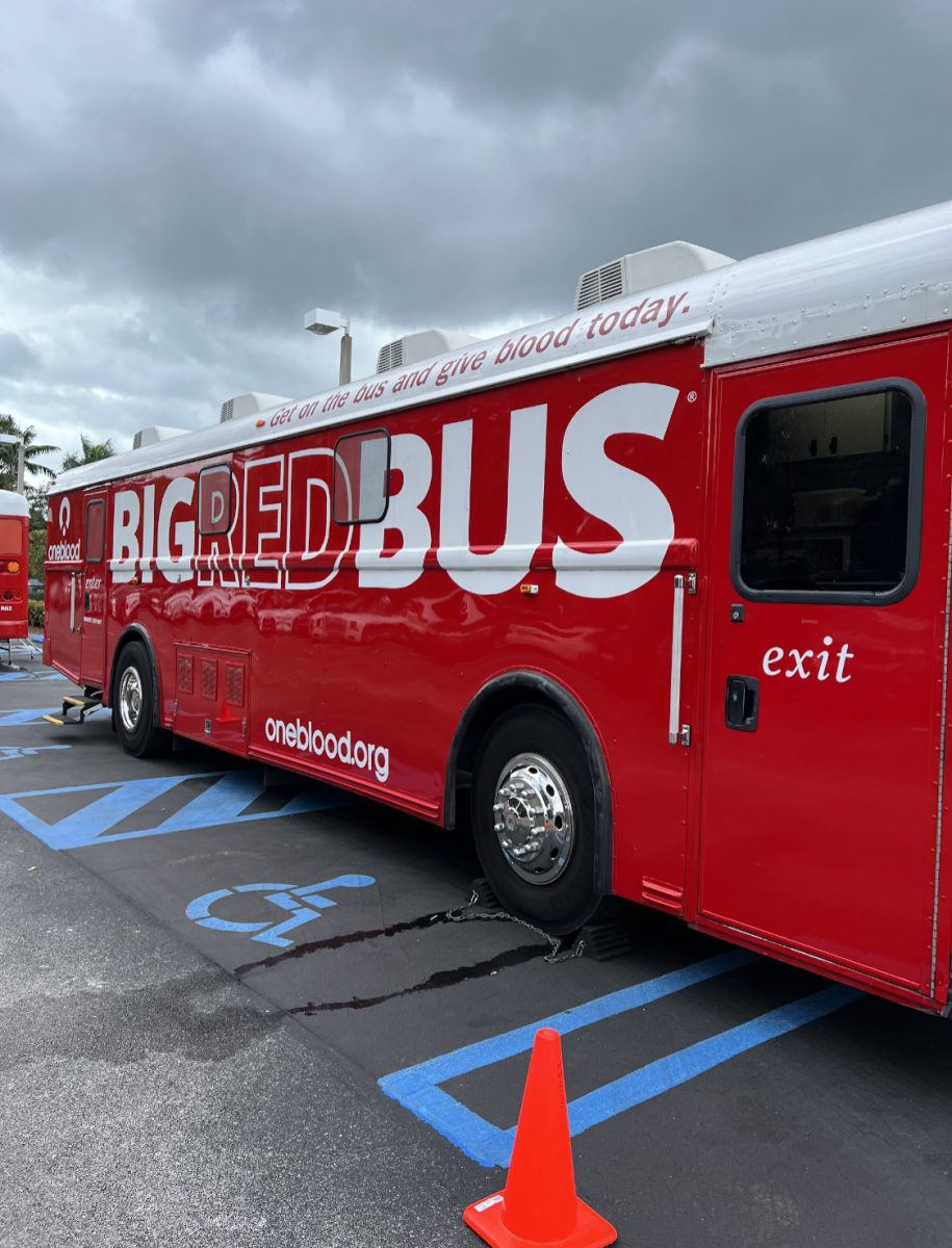 OneBlood’s highly known and recognizable bus, where all donations took place this year, parked in the school parking lot. 